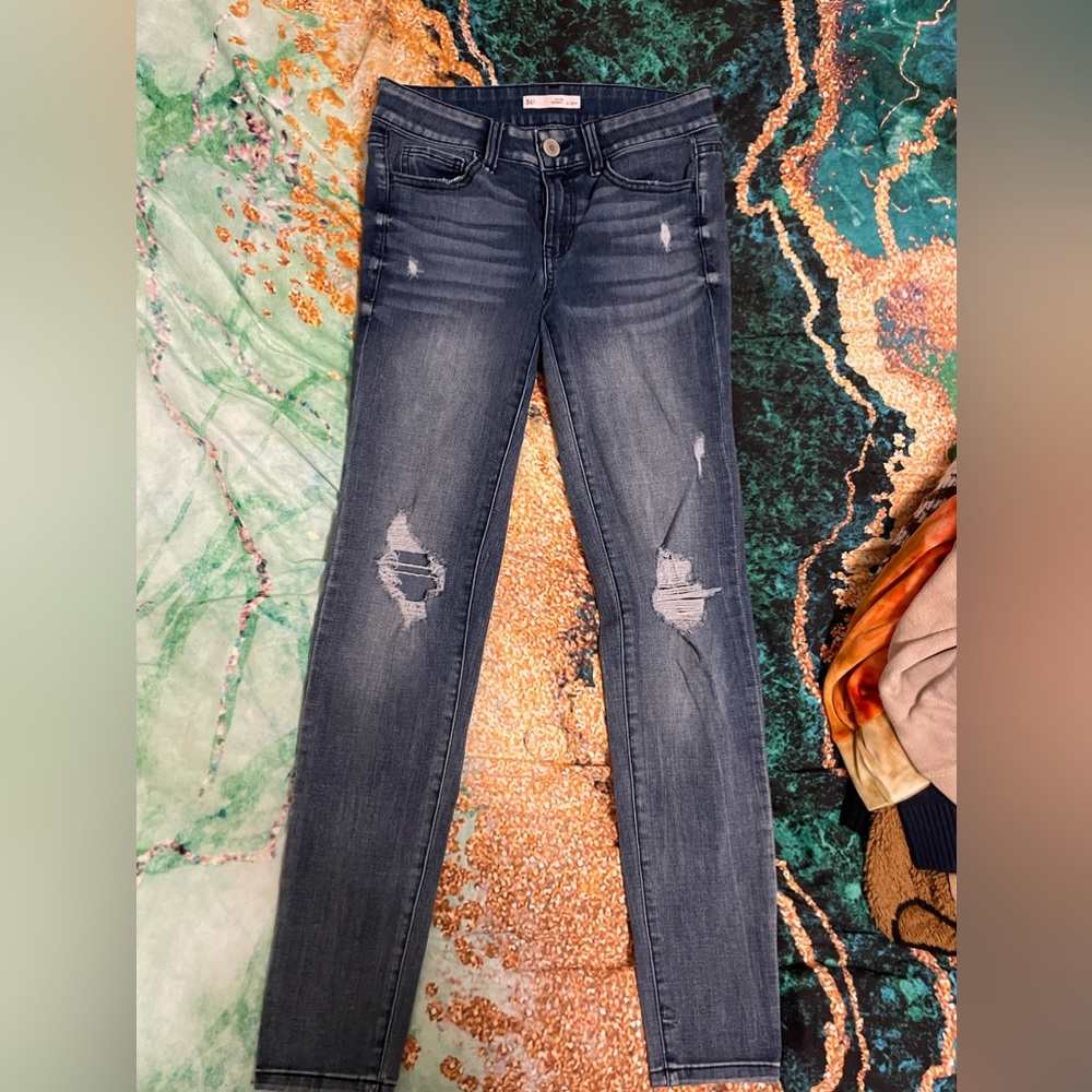 Dark skinny jeans